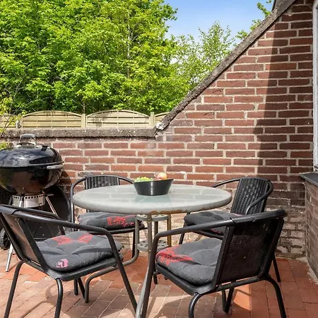 2 Bedroom In Romo Holiday home Romo Kirkeby