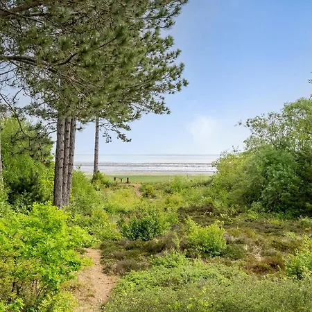 2 Bedroom Lovely In Romo